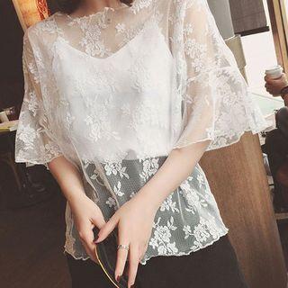 Set: Lace Short-sleeve Top + Camisole Top