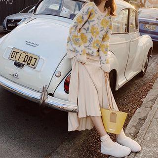 Set: Floral Print Sweater + Pleated Midi Skirt