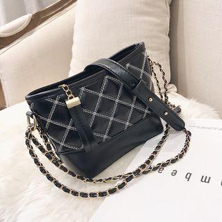 Chain Detail Quilted Crossbody Bag