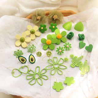 Green Earring / Clip-on Earring (various Designs)