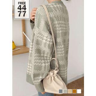 V-neck Boxy Plaid Cardigan