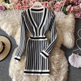 Long Sleeve V-neck Check Bodycon Dress White - One Size