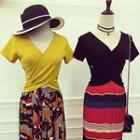 V-neck Cropped Short-sleeve T-shirt