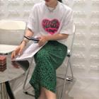 Short-sleeve Heart Print T-shirt / Leopard Print Midi A-line Skirt