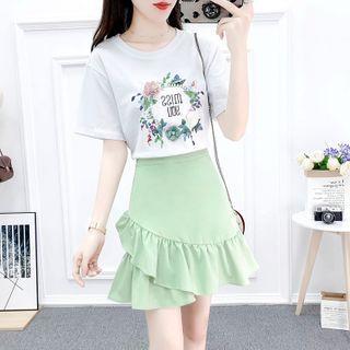 Set: Floral T-shirt + Ruffled Skirt
