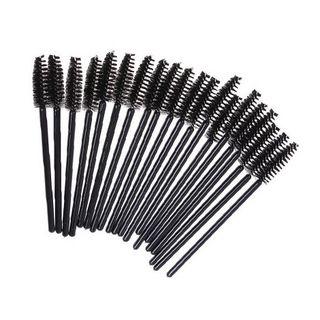 Set Of 50: Disposable Eyelash Makeup Brush