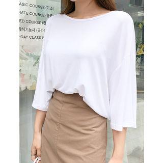 Elbow-sleeve Twist-back Top
