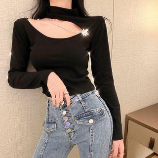Long-sleeve Irregular Cutout Mock-neck Cropped T-shirt