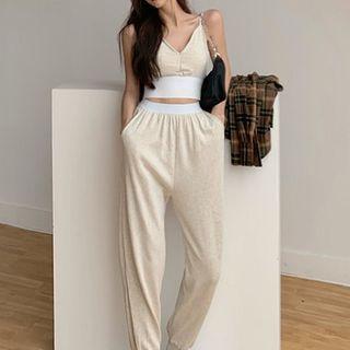 Set: Sleeveless Top / High-waist Wide-leg Pants