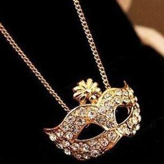Mask Rhinestone Pendant Alloy Necklace