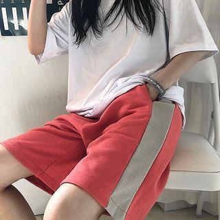 Color Block Straight-fit Shorts