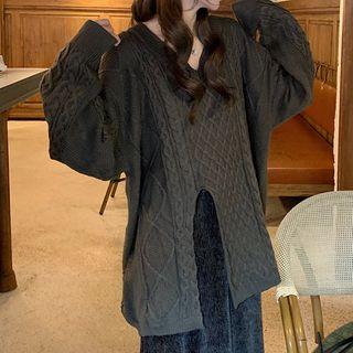 Slit-hem Cable Knit Sweater