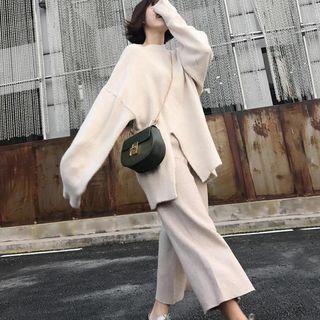 Slit Detail Sweater / Cropped Wide-leg Pants / Set