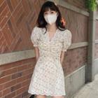 Short-sleeve Lace Trim Drawstring Floral Crop Top / Mini A-line Skirt