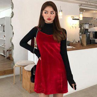 Long-sleeve Mock-neck T-shirt / Shoulder-tie Velvet Pinafore Dress