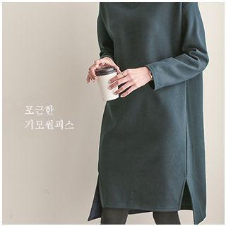 V-neck Slit-side Pullover Dress