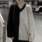 Color Panel Sweater Light Gray & Black - One Size