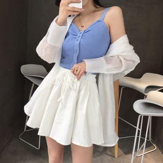 Strappy Top / Open-front Light Jacket / Wide-leg Shorts