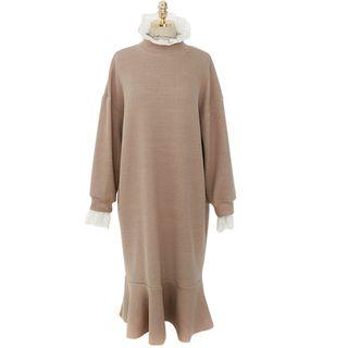 Long-sleeve Lace Panel Ruffle Hem Midi Knit Dress