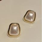 Faux Pearl Ear Stud 1 Pair - White & Gold - One Size