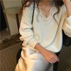 Lace Trim Sweater / Plain Midi Skirt