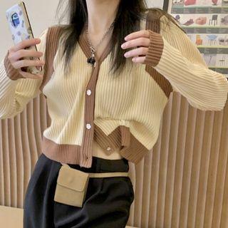 Long-sleeve V-neck Contrast Knit Top Almond - One Size