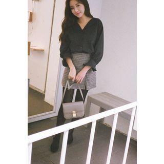 Bishop-sleeve Frill-cuff Blouse