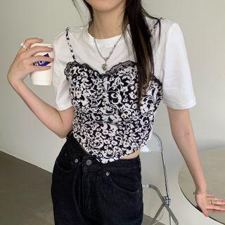 Set: Short-sleeve T-shirt + Floral Camisole Top Top - White - One Size / Camisole - Black & White - One Size