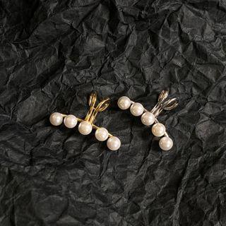 Faux Pearl Ear Cuff 1 Pair - Gold & White - One Size