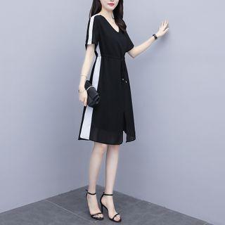 Short-sleeve Two Tone Midi A-line Chiffon Dress