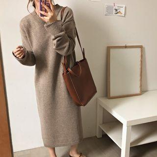 Long Sleeve Plain V-neck Knit Dress