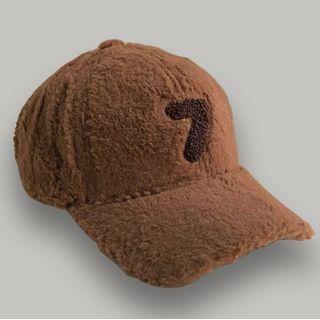 Numbering Fluffy Baseball Cap