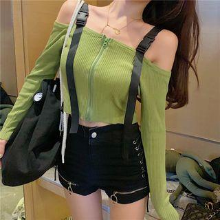Zip Detail Cold Shoulder Long-sleeve Cropped Knit Top