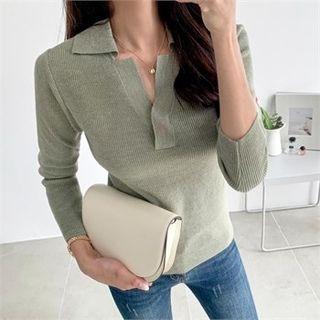 Collared Slit-neckline Rib-knit Top
