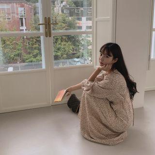 Ditsy Flower Crepe Long Dress