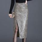 Leopard Print Fitted Skirt
