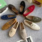 Pointy Pendant-detail Genuine Loafers