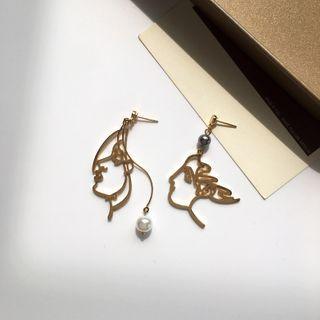 Face Dangle Earring 1 Pair - Earrings - One Size