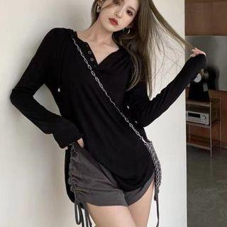 Long-sleeve Henley Hoodie / Drawstring Shorts