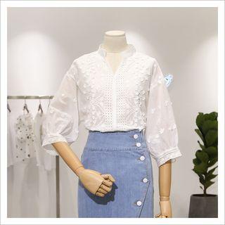 Flower Applique 3/4 Sleeve Blouse