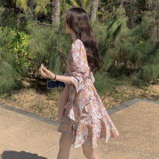 Floral Short-sleeve Midi Dress / Double-breasted Blazer