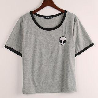 Alien Embroidered Short-sleeve T-shirt