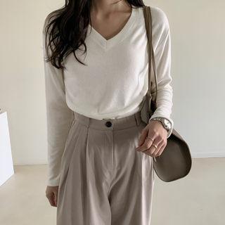 V-neck Napped T-shirt