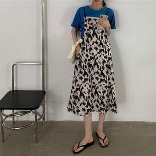 Short-sleeve Plain T-shirt / Printed A-line Midi Pinafore Dress