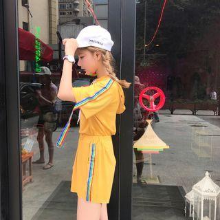 Set: Short-sleeve Hood T-shirt + Shorts