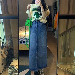 Short-sleeve Lettering T-shirt / Front-slit Denim Midi Pencil Skirt
