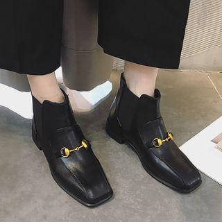 Elastic Panel Buckled Block Heel Chelsea Ankle Boots