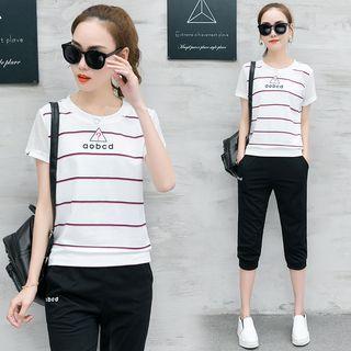 Set: Stripe Short-sleeve T-shirt + Capri Pants