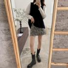 Plain Shirt / Zebra A-line Skirt / Knit Vest / Set