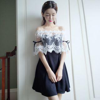 Set: Short-sleeve Lace Top + Bandeau